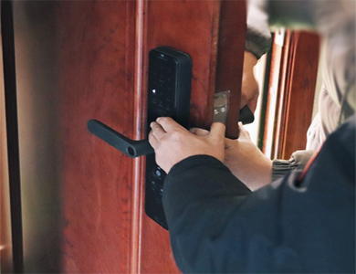 红星24小时上门开锁公司